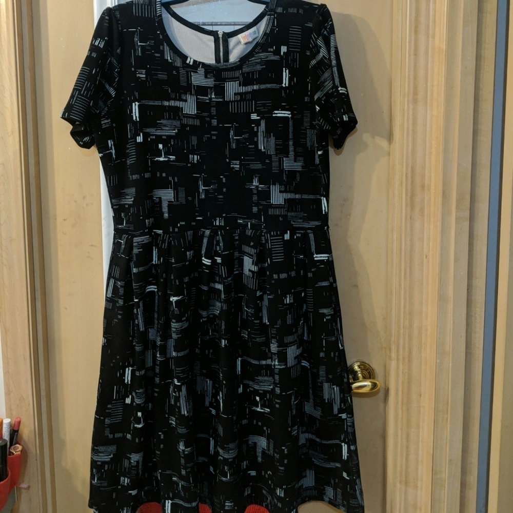 LuLaRoe Amelia Dress